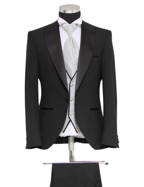 MasculiniMen_sThree-PieceSuit_Tie_2_e7c06770-32fd-4f4d-8ff2-29013a5b30c8_600x600.jpg