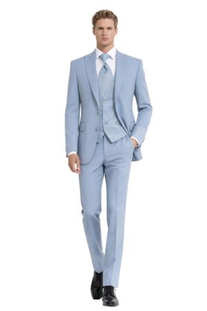 Masculini Men’s Three-Piece Suit + Tie
